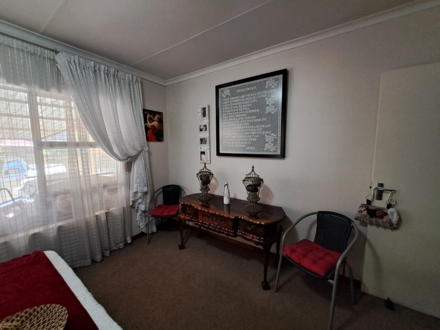 3 Bedroom Property for Sale in Waterval East North West